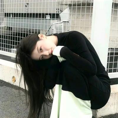 性感女巨人
